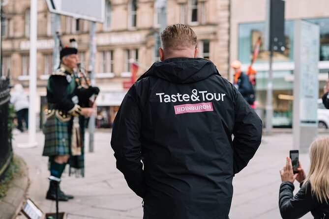 Taste & Tour: Edinburgh Food Tour with Drinks - Key things to know before you go