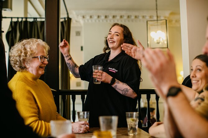 Taste & Tour: Edinburgh Food Tour with Drinks - Drinks and Pacing: Why the Experience Feels Relaxed
