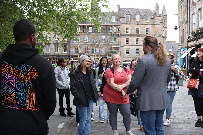 The Edinburgh Literary Pub Tour - Start at Beehive Inn, Grassmarket, and Get Oriented Fast