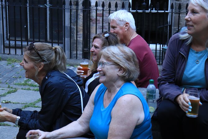 The Edinburgh Literary Pub Tour - The New Town Finish at Milnes Bar (Usually) in the West End