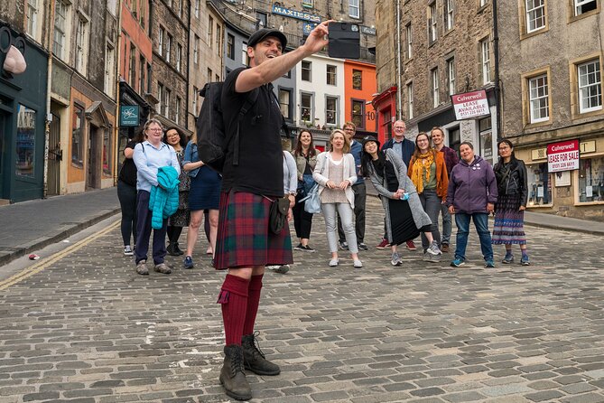 The Mountebank Comedy Walk of Edinburgh - Getting started at Monkey Barrel Comedy, plus a little Scottish vocabulary