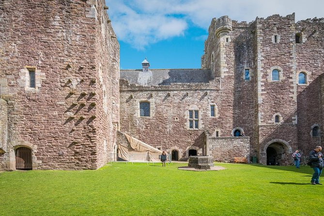 The Outlander 1 Day Experience - Who Should Book This Tour (and Who Might Want a Different Style)
