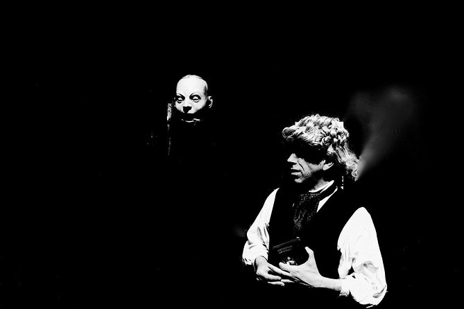 The World Famous Underground Ghost Tour - Guides, Humor, and Audience Energy: How to Get the Best Version of This Show