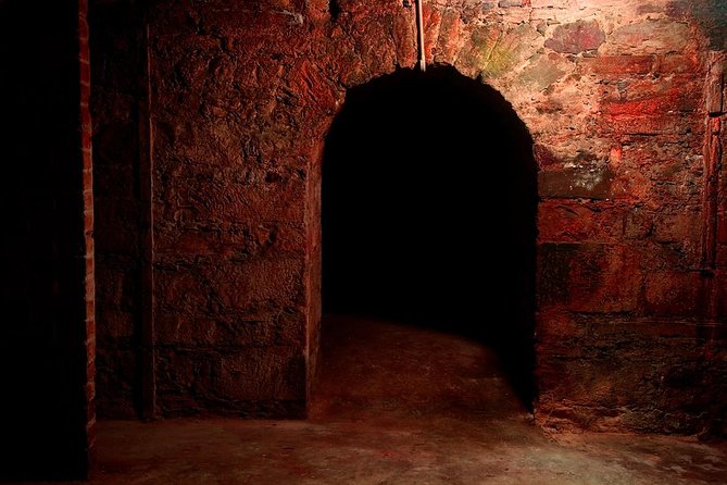 Underground Vaults Walking Tour in Edinburgh Old Town - Price and Value: Is $33.29 Worth an Underground Hour?